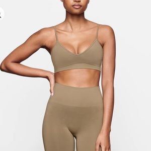 SKIMS Soft Smoothing Bralette